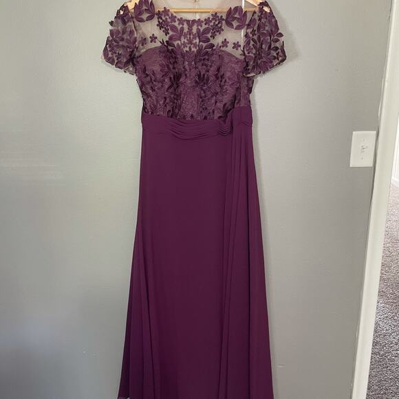 JS Collections Womens A-Line Embroidered Evening - Picture 3 of 11